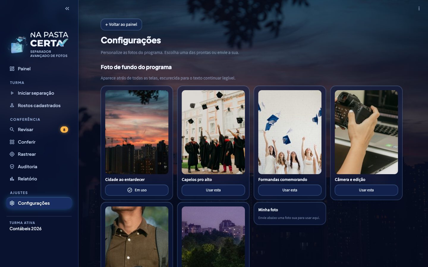 Tela Configurações para escolher a foto de fundo do programa ou enviar a sua